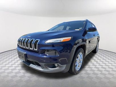Used 2016 Jeep Cherokee Latitude w/ Cold Weather Group