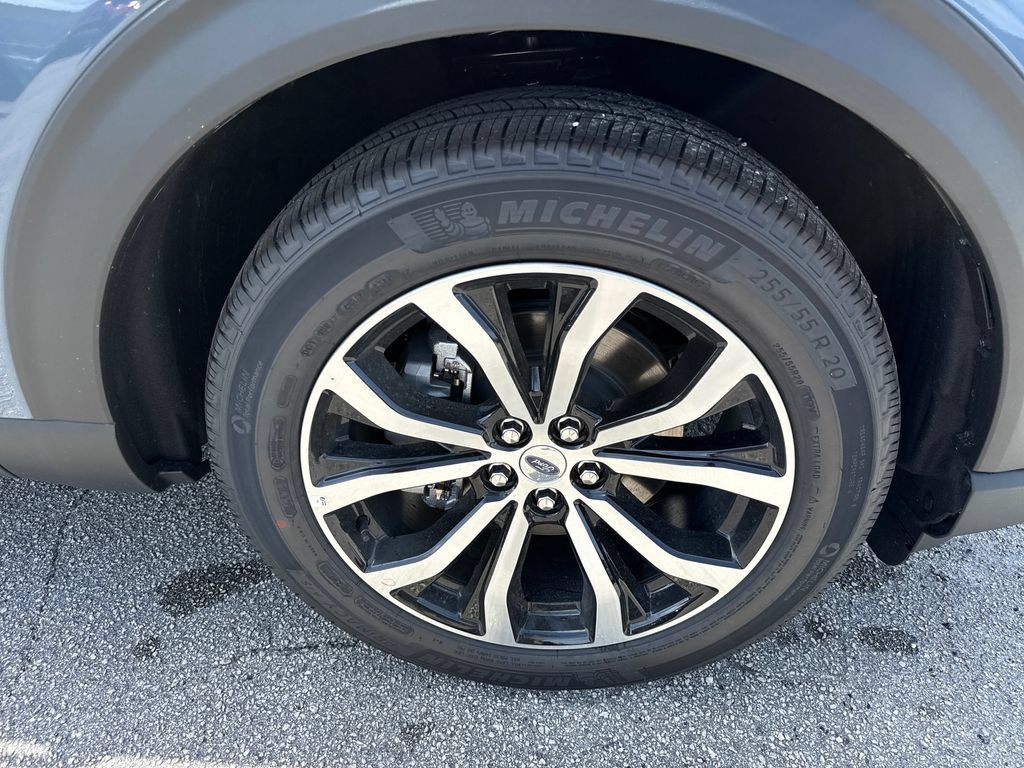 New 2026 Ford Explorer ST-Line w/ Premium Package RWD image 12