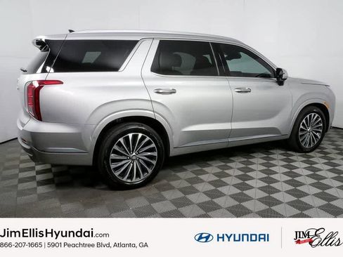 Used 2025 Hyundai Palisade Calligraphy image 4