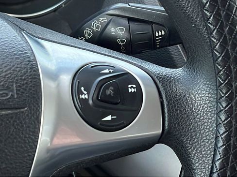 Used 2016 Ford Escape SE w/ Equipment Group 201A FWD image 19