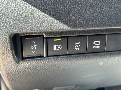 Used 2024 Toyota Venza Limited AWD/4WD image 25
