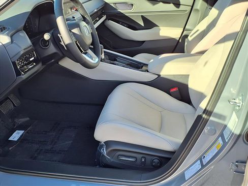 New 2025 Honda Accord Touring image 17