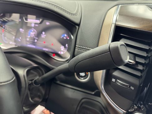 Used 2024 RAM 3500 Laramie image 32