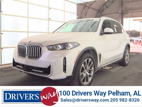 Used 2025 BMW X5 sDrive40i image 1