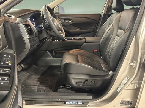 Used 2022 Nissan Rogue Platinum w/ Head-Up Display Package image 10