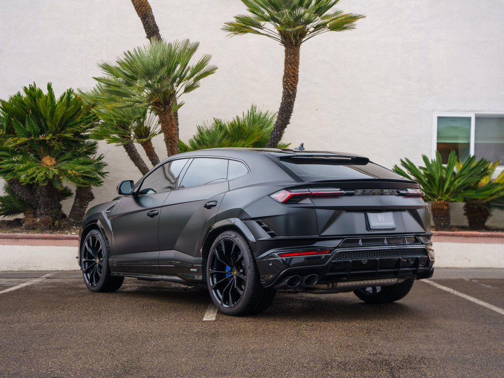 Used 2024 Lamborghini Urus S AWD/4WD image 38