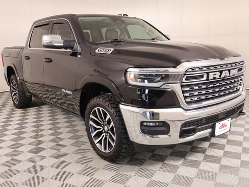 Used 2025 RAM 1500 Limited w/ Trailer Tow Group AWD/4WD image 1