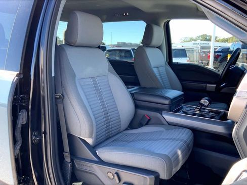 Used 2023 Ford F150 XLT w/ Equipment Group 302A High image 8