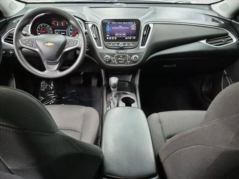 Used 2021 Chevrolet Malibu LS FWD image 13