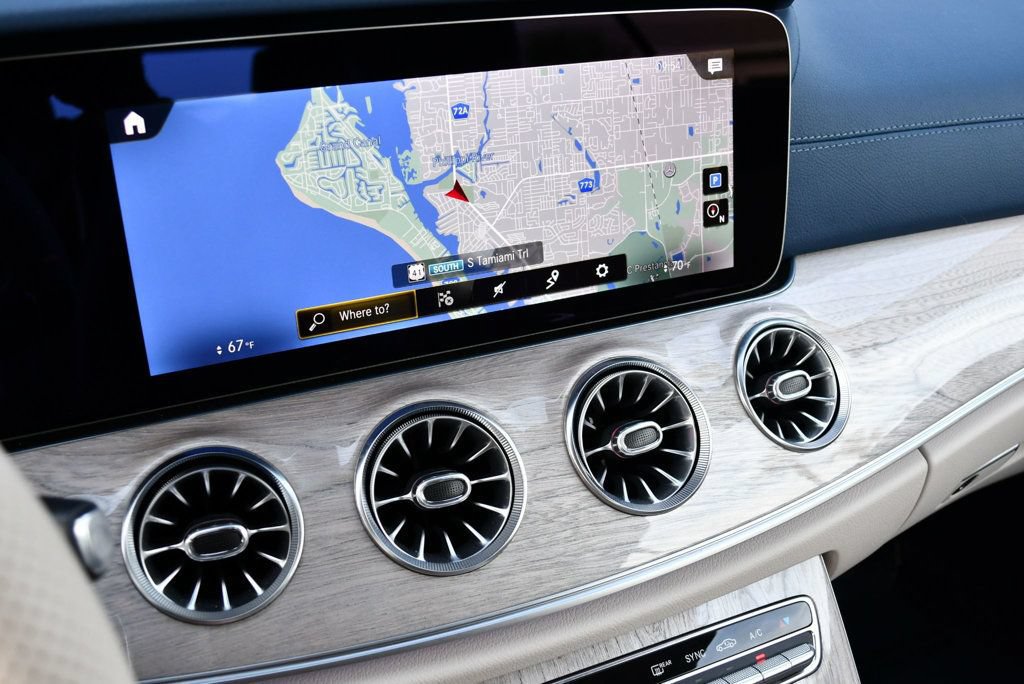 Used 2022 Mercedes-Benz E 450 Cabriolet image 14