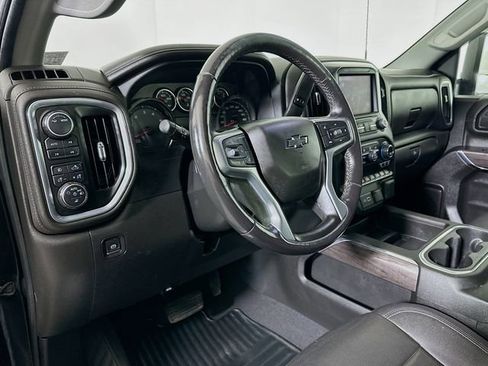 Used 2022 Chevrolet Silverado 2500 LTZ w/ LTZ Plus Package image 10