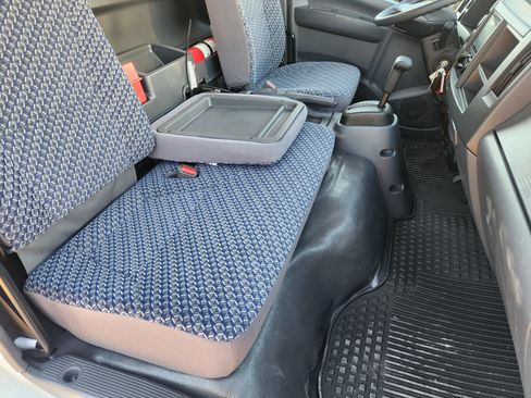 New 2024 Chevrolet Low Cab Forward image 17