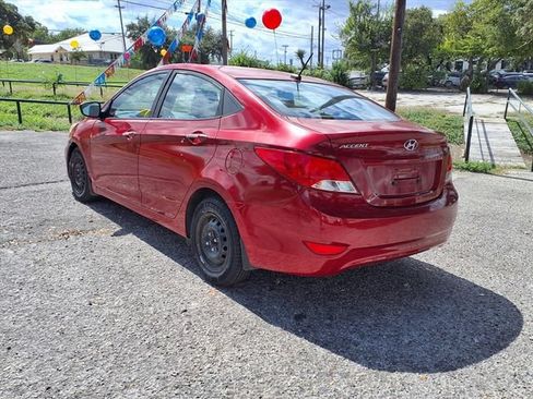 Used 2017 Hyundai Accent SE FWD image 5