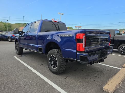 Used 2026 Ford F250 Platinum w/ Tremor Off-Road Package AWD/4WD image 6