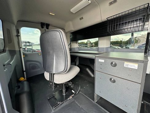 Used 2015 Ford Transit 150 XLT RWD image 32