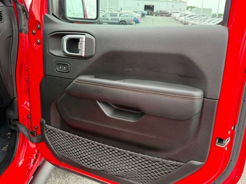 Used 2022 Jeep Gladiator Mojave w/ LED Lighting Group AWD/4WD image 21