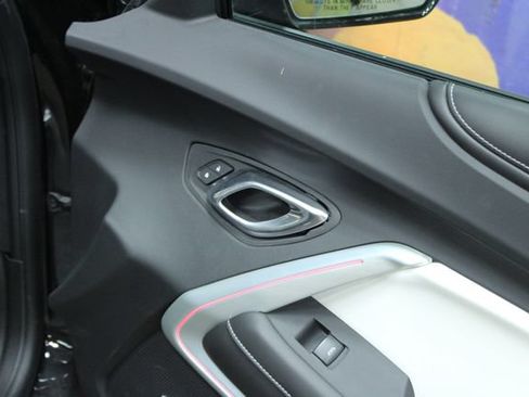 Used 2022 Chevrolet Camaro LT w/ RS Package RWD image 9