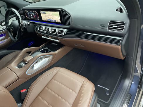 Certified 2025 Mercedes-Benz GLS 450 4MATIC image 51