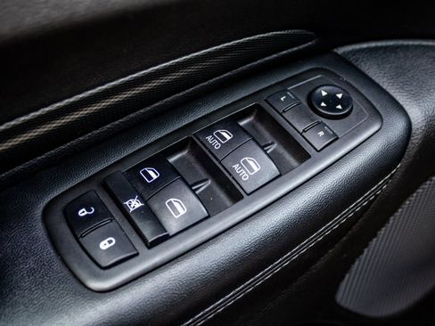 Used 2021 Dodge Durango GT image 38