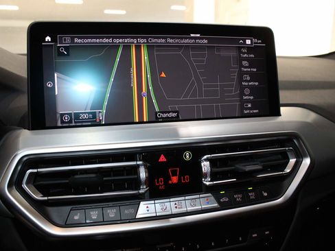 Used 2025 BMW X4 xDrive30i w/ Premium Package image 21