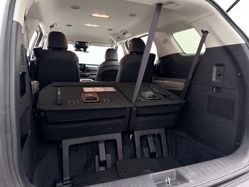 Certified 2025 Kia Carnival image 33