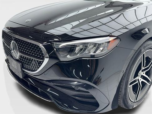 Used 2025 Mercedes-Benz E 350 Sedan w/ Winter Package image 5