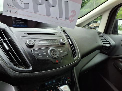 Used 2017 Ford C-MAX Energi SE image 31