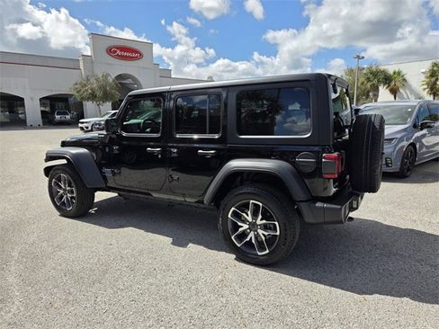 Used 2025 Jeep Wrangler Unlimited Sport S 4xe w/ Convenience Group image 11