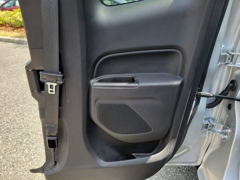 Used 2018 Chevrolet Colorado LT image 29