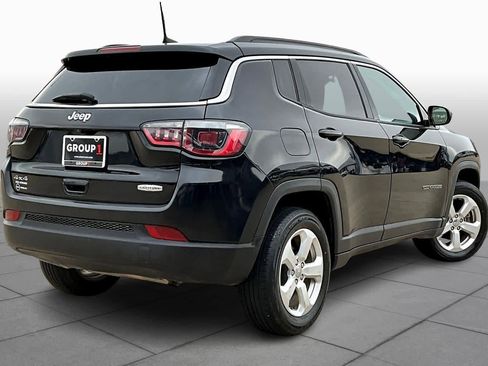 Used 2019 Jeep Compass Latitude w/ Cold Weather Group image 12