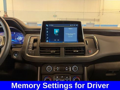 Used 2023 Chevrolet Tahoe Z71 w/ Luxury Package AWD/4WD image 22