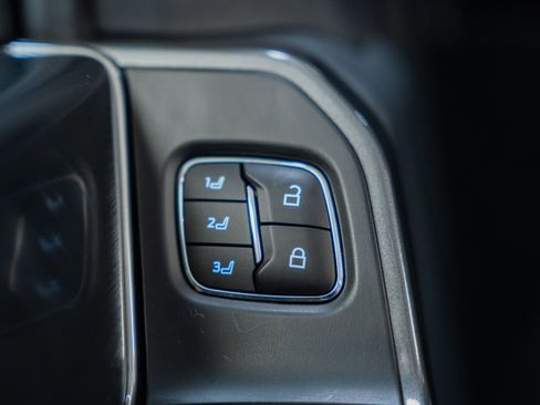 Certified 2023 Ford F150 Lariat w/ Equipment Group 502A High image 44