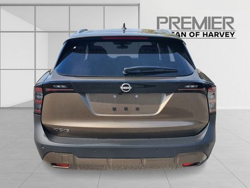 New 2026 Nissan Kicks SV w/ SV Premium Package FWD image 5