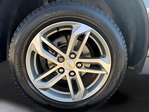Used 2016 Chevrolet Equinox LTZ w/ Enhanced Convenience Package AWD/4WD image 10