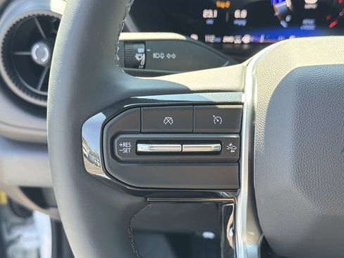 Used 2026 Chevrolet Colorado Trail Boss AWD/4WD image 19