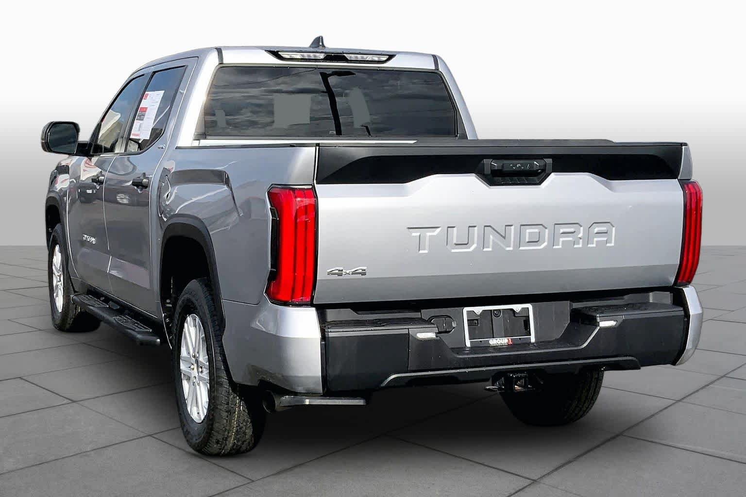 Used 2024 Toyota Tundra SR5 AWD/4WD image 12