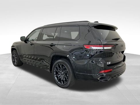 Used 2025 Jeep Grand Cherokee L Summit AWD/4WD image 3