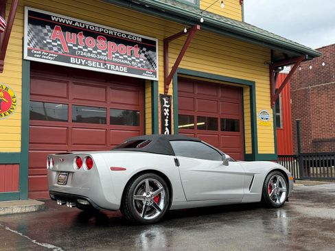 Used 2007 Chevrolet Corvette Convertible w/ Preferred Equipment Group image 5