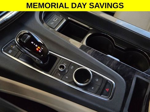Used 2023 Cadillac Escalade Premium Luxury w/ Performance Package AWD/4WD image 20