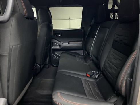 Used 2023 Nissan Frontier PRO-4X w/ Pro Convenience Package AWD/4WD image 25