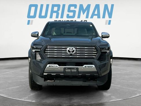 Used 2025 Toyota Tacoma Limited image 2