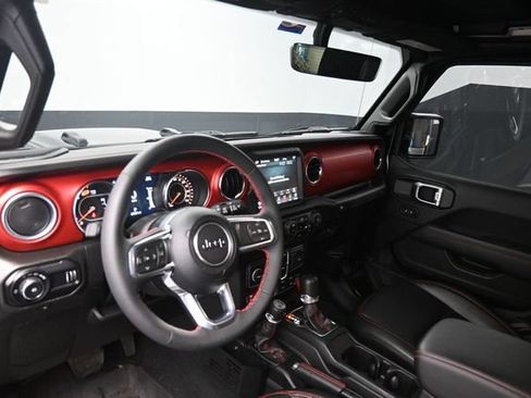 Used 2023 Jeep Wrangler Unlimited Rubicon AWD/4WD image 14