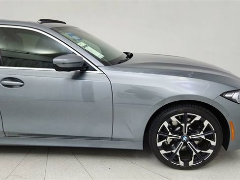 Used 2025 BMW 330i xDrive Sedan image 7