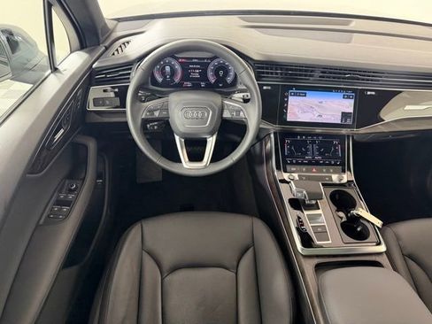 Used 2023 Audi Q7 2.0T Premium Plus w/ Premium Plus Package AWD/4WD image 11