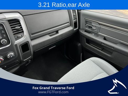 Used 2024 RAM 1500 Classic SLT AWD/4WD image 26