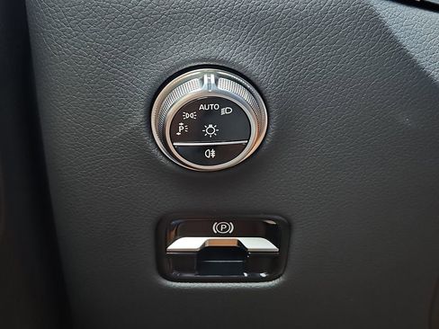 New 2026 Mercedes-Benz GLC 300 4MATIC image 23