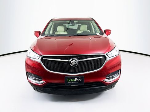 Used 2020 Buick Enclave Essence w/ LPO, Luxury Package image 2