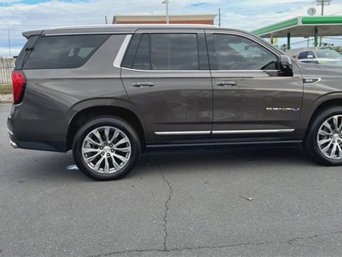 Certified 2021 GMC Yukon Denali w/ Denali Premium Package image 9