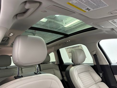 New 2026 Lincoln Nautilus Reserve image 14