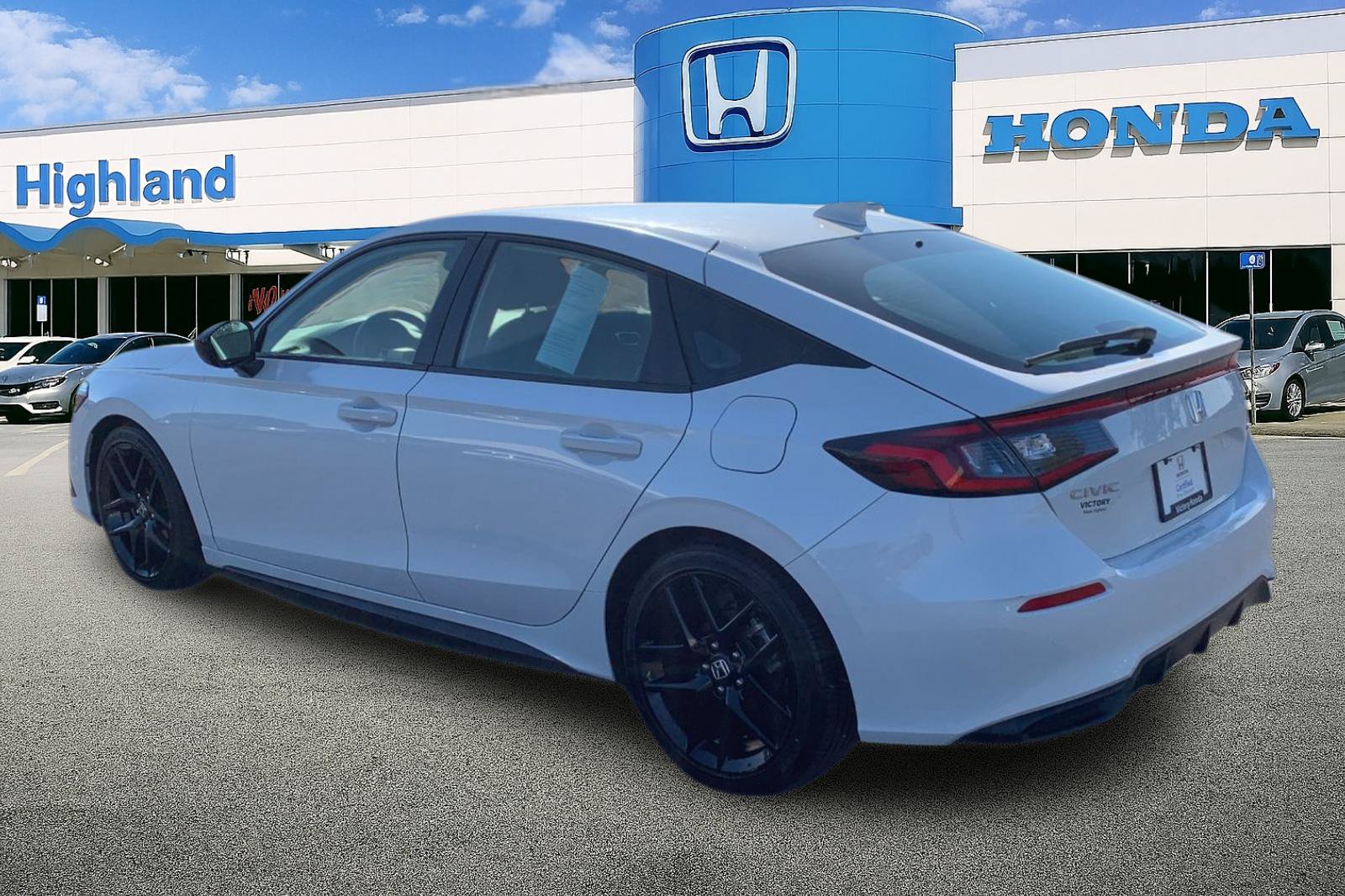 Used 2024 Honda Civic Sport image 3